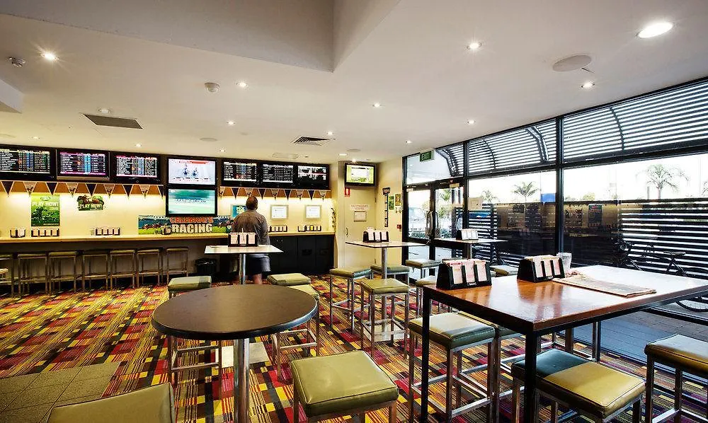 Nightcap At Kawana Waters Hotel