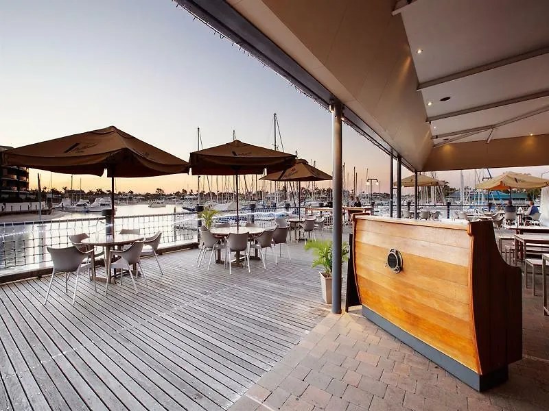 Nightcap At Kawana Waters Hotel